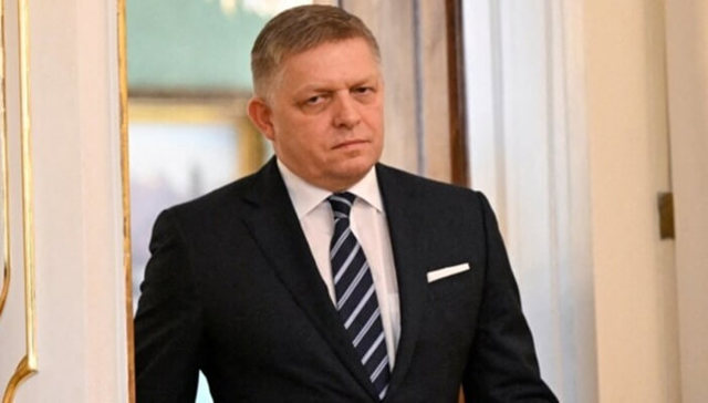 Slovacia vrea să taxeze în plus șoferii străini care alimentează cu motorină. Premierul Fico: „Benzinăriile literalmente au fost secătuite”