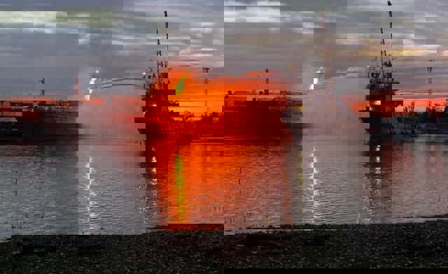 UPDATE. VIDEO 🎦 Oamenii evacuați din Ceatalchioi, din cauza pericolului de explozie, se pot întoarce acasă. În zona Plauru este menținută măsura