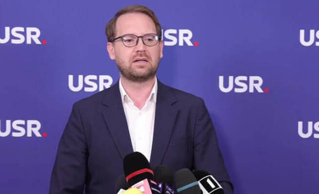 Primarii și consilierii USR vor depune proiecte pentru interzicerea sau restricționarea funcționării sălilor de jocuri de noroc și a caselor de pariuri