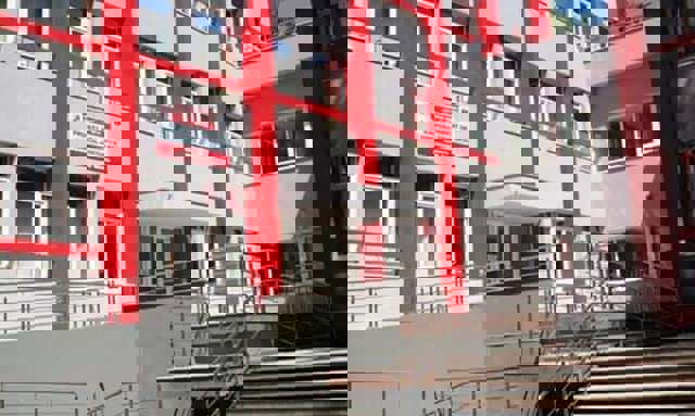 UPDATE. Nou-născut dispărut din maternitate. Copilul a fost găsit după câteva ore, în casa unei tinere de 19 ani