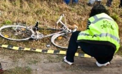 O fetiță de 9 ani a murit după ce s-a speriat de un ATV și a căzut de pe bicicletă