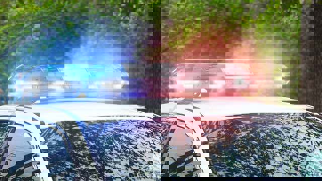 Cuplu din Mureș, reținut după ce doi copii au fugit de acasă și au reclamat că erau bătuți de părinți