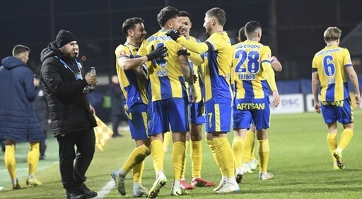 Schimbare la schimbare. Farul-Petrolul a fost mutat duminică