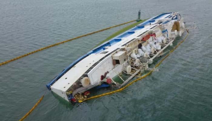 A început descărcarea leşurilor de pe vaporul cu peste 14.000 de oi la bord, eşuat în Portul Midia