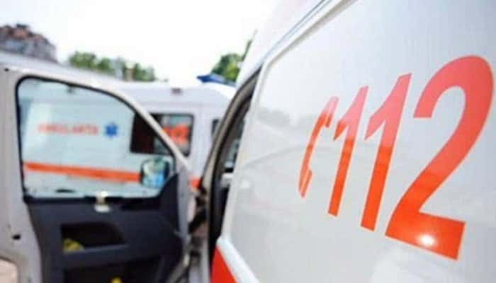 Copil de doi ani, căzut de la etajul opt al unui bloc