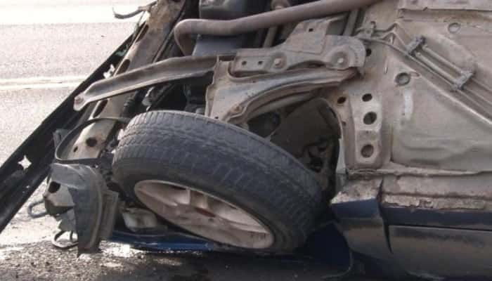 Maşină răsturnată în urma unui accident rutier petrecut în satul Buda, lângă Ploieşti