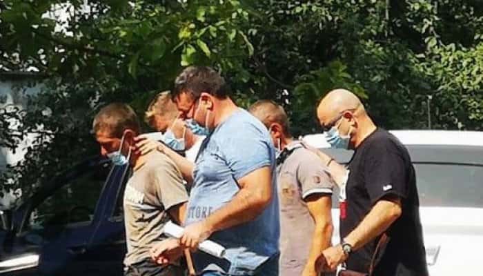 Crimă terifiantă: Doi frați și-au ucis unchiul despicându-i capul cu securea