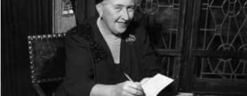 „Zece negri mititei” de Agatha Christie nu se va mai numi așa