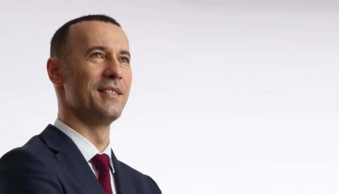 Iulian Dumitrescu, mesaj optimist la deschiderea anului şcolar: "Acest moment reprezintă un pas important înainte spre revenirea la normalitate"