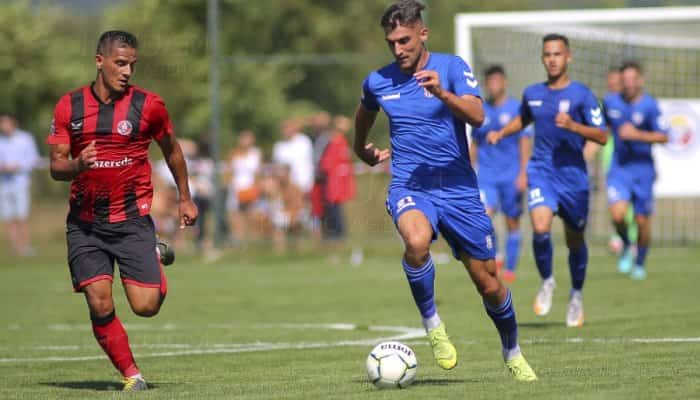 Cu ochii pe atacanţi. Petrolul se interesează de Marius Coman