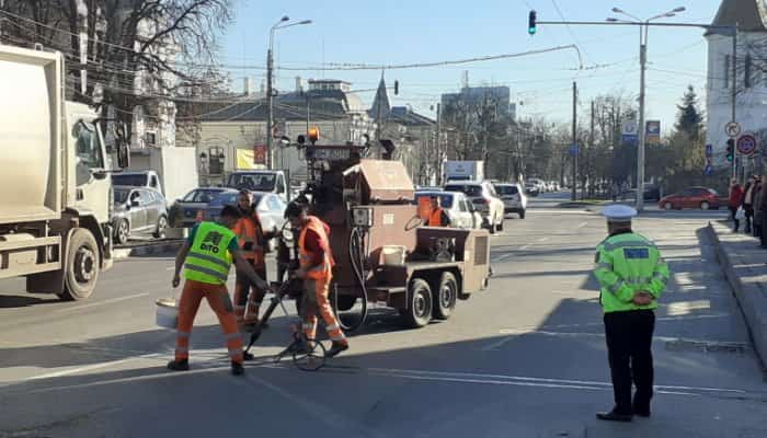 Primăria vrea să lase SGU Ploieşti fără marcajele rutiere: "E limpede că nu funcţionează"