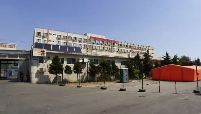 Anchetă după ce medicii UPU au fost prinşi uitându-se la «La bloc»: "Cine a mutat de pe «Trăsniţi» va fi pedepsit"