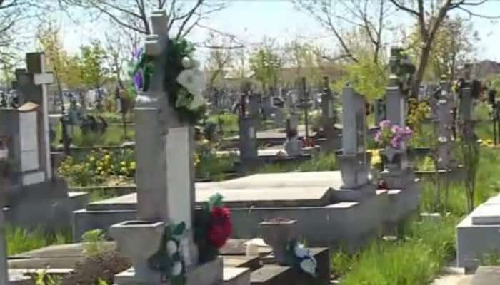 Măsuri pentru protecția mediului, în cel mai mare cimitir din România. Coroanele din plastic vor fi interzise, iar mesajele de condoleanțe vor fi afișate pe panouri electrice