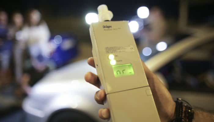 O şoferiţă este foarte aproape să-şi recupereze permisul suspendat de polițiști, după ce oamenii legii au prins-o cu o alcoolemie de 0,05 la mie.