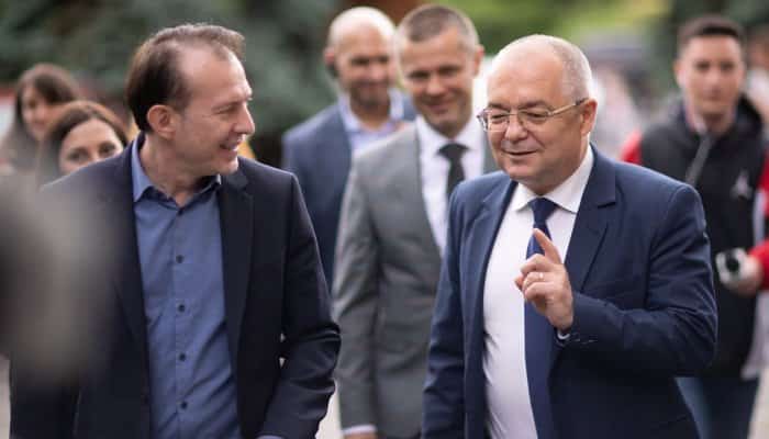 Emil Boc cere facilităţi administrative în cazul unirii voluntare a unor localităţi