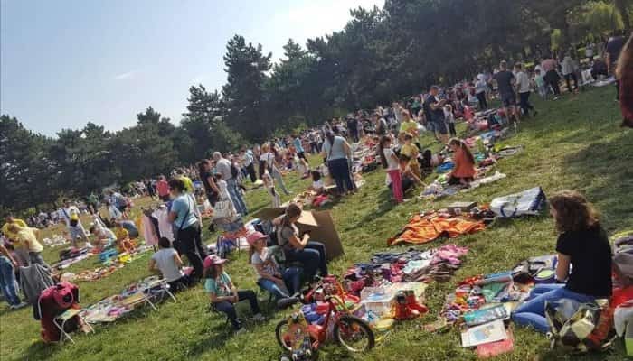 O nouă ediție a Bazarului Copiilor va avea loc în parcul de la Sala Sporturilor din Ploiești