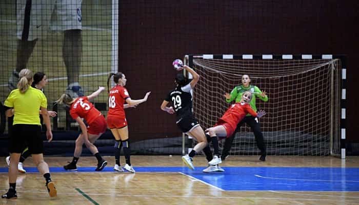 Debut cu eşec pentru CS Activ Prahova Ploieşti. CSM Galaţi a câştigat în Sala Olimpia