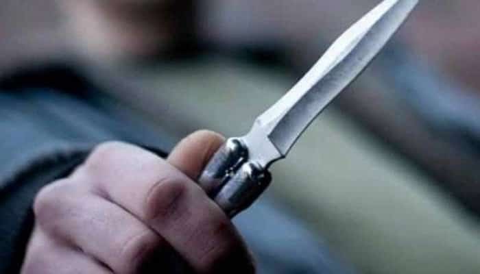 Prahoveancă sechestrată de fostul iubit. Bărbatul o amenința cu un cuțit când polițiștii au intrat peste ei