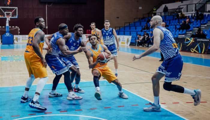 Start cu dreptul. CSM Baschet Petrolul Ploieşti-CSM Târgu Jiu 94-88 