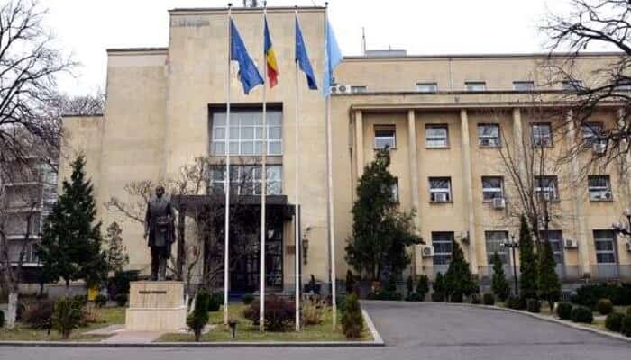 Români reținuți în Danemarca după ce bebelușul lor a fost internat cu hemoragie craniană