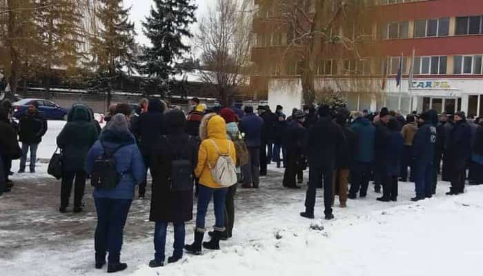 Al doilea protest de la Carfil Brașov s-a încheiat. ME a promis plata salariilor restante