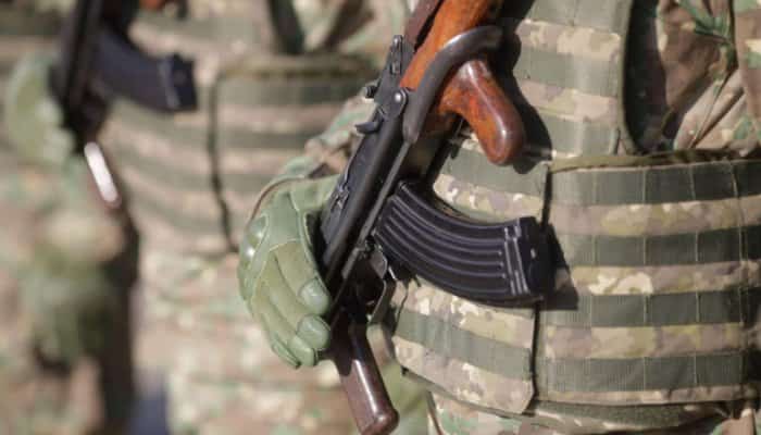 Un hoț a furat o mitralieră și muniție de la o unitate militară din Mamaia