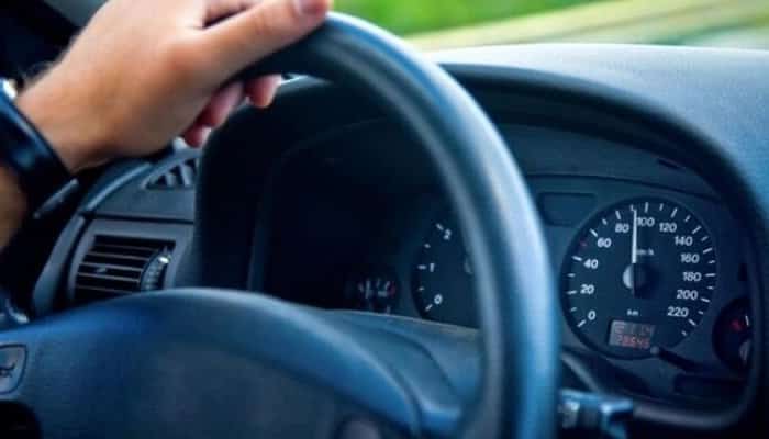 sofer fără permis la volan
