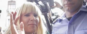 Elena Udrea rămâne în Bulgaria încă o săptămână, după ce judecătorii au amânat pronunţarea