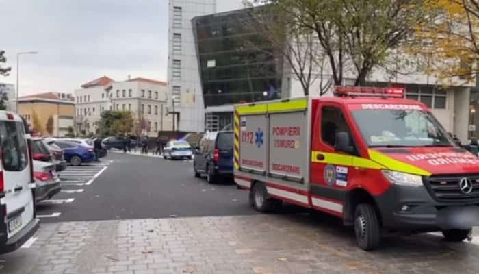 Femeie înjunghiată chiar în sala de judecată de la Judecătoria Constanța