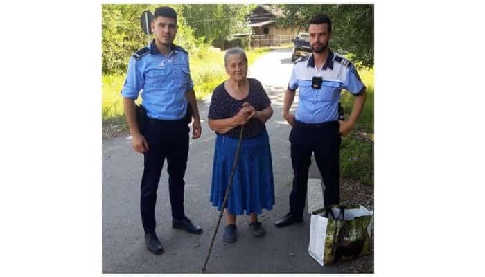 O femeie care s-a rătăcit într-o pădure din zona Vălenii de Munte a fost găsită după ore de căutări