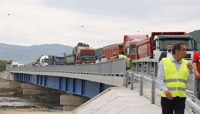 BUZĂU: Pe DN10 a fost inaugurat primul pod rutier ridicat de la zero, în ultimele trei decenii