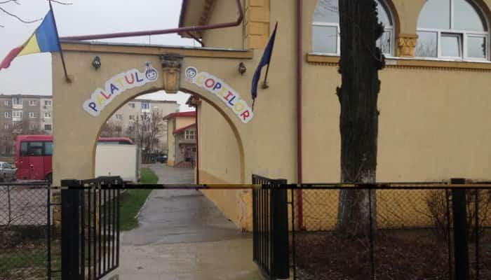 LEGILE EDUCAȚIEI | Palatele Copiilor vor trece în administrarea autorităților locale