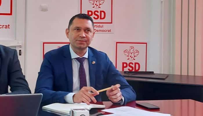 Bogdan Toader, după oprirea apei calde în Ploieşti: "Aveți la îndemână soluțiile, pe care, din motive obscure, nu doriți să le puneți în practică!"