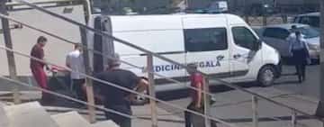 O femeie din București s-a aruncat de la etajul șapte al apartamentului în care locuia