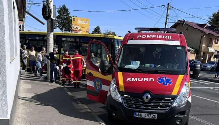 pieton lovit autobuz