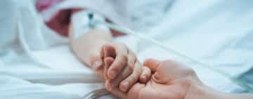 Secţii arhipline cu copii care au insuficienţă respiratorie. Virusul sinciţial respirator şi rinovirusurile dau forme severe, copiii au nevoie să fie puşi la oxigen