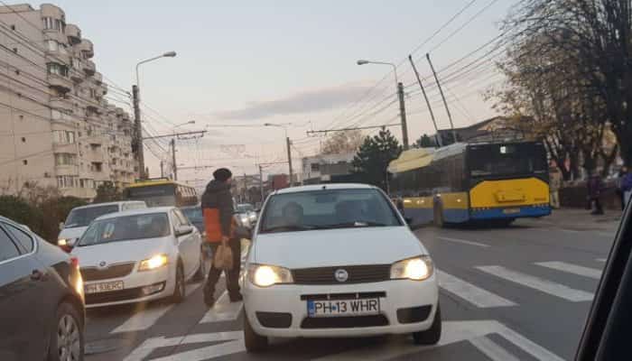 VIDEO 🎦 Troleibuze şi tramvaie oprite, în Ploieşti, din cauza unei pene de curent