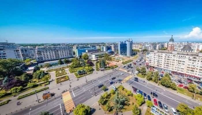 parada centru 1 Decembrie Ploiești