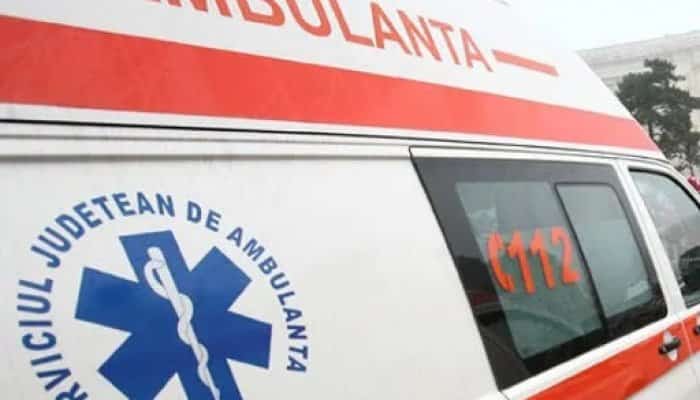 Trei elevi au ajuns la spital după ce au consumat băuturi alcoolice | Magazinul care le-a vândut alcoolul a fost închis temporar iar vânzătorul a fost amendat
