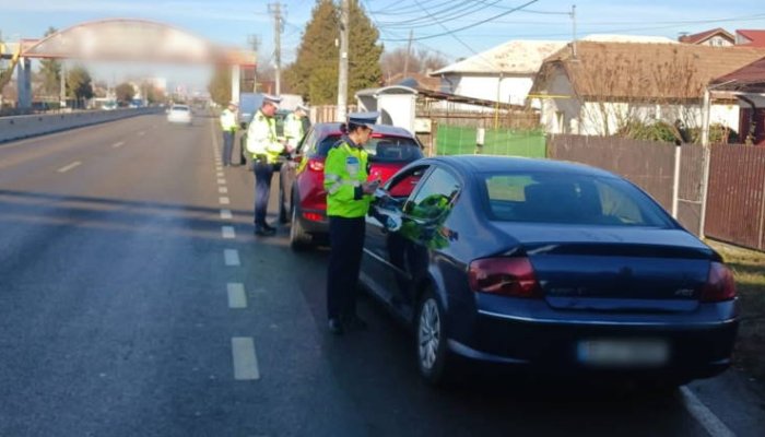 RADARE PRAHOVA | Razie a Poliţiei Rutiere pe DN1, la Bărcăneşti, în prima zi din 2023