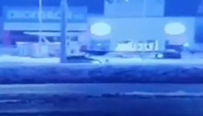 VIDEO | 16 şoferi au rămas fără permise, după ce au fost prinşi făcând drifturi pe zăpadă