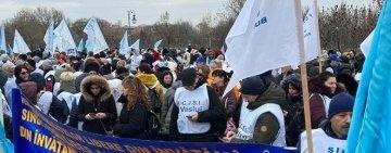 Sute de angajați din învățământ protestează, de astăzi, în județele din sudul țării