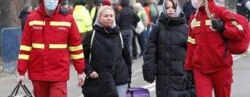 Guvernul va modifica programul 50/20: Ucrainenii vor primi o sumă fixă de 2.000 lei pentru cazare