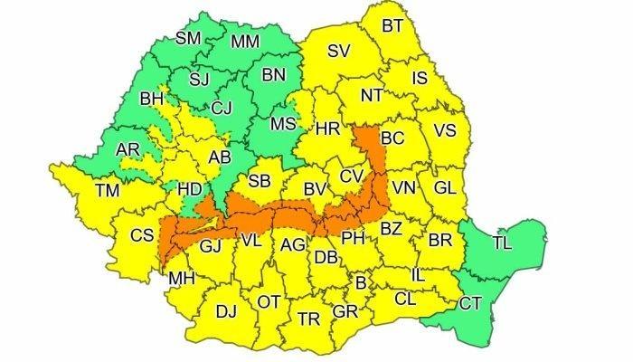 Alertă meteo: Cod portocaliu de ninsori și vânt puternic