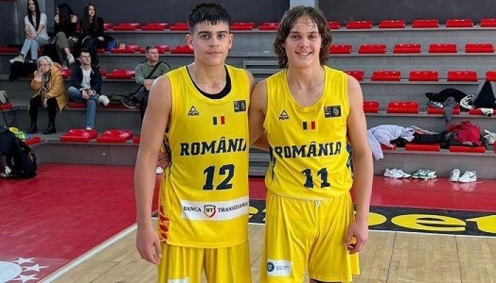 Podium în Bulgaria pentru baschetbaliştii Vlad Borcan şi David Iordăchescu