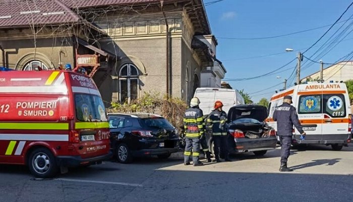 accident cinci masini cercelus sitarului