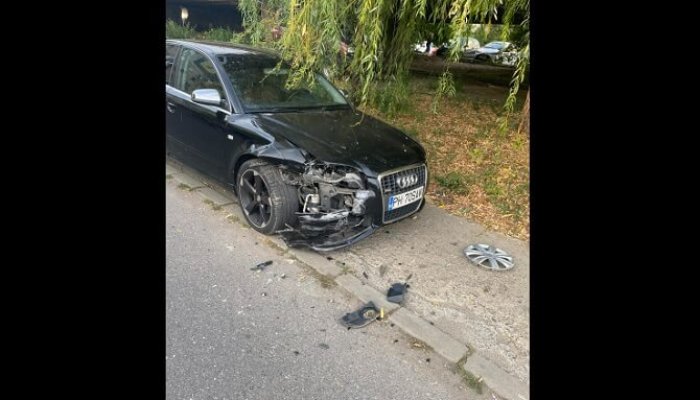 mașina avariata bariera bucurești