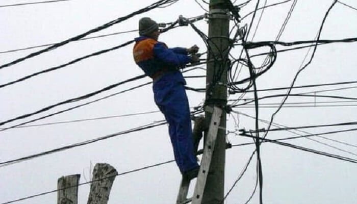 lucrări reteaua electrica florești