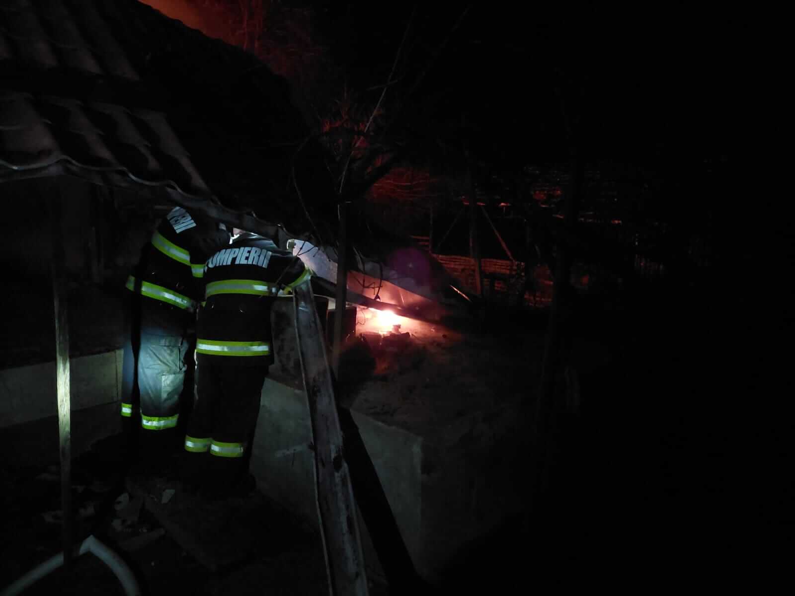 incendiu coș de fum pagube salcia