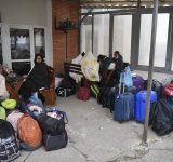 VIDEO 🎦 Percheziții DIICOT în Ilfov și Dâmbovița, la o grupare care făcea trafic de migranți. „Clienții” plăteau între 3.000 și 5.000 de euro de persoană pentru a ajunge în vestul Europei